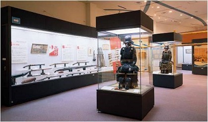 展柜3小.jpg 展柜3小.jpg